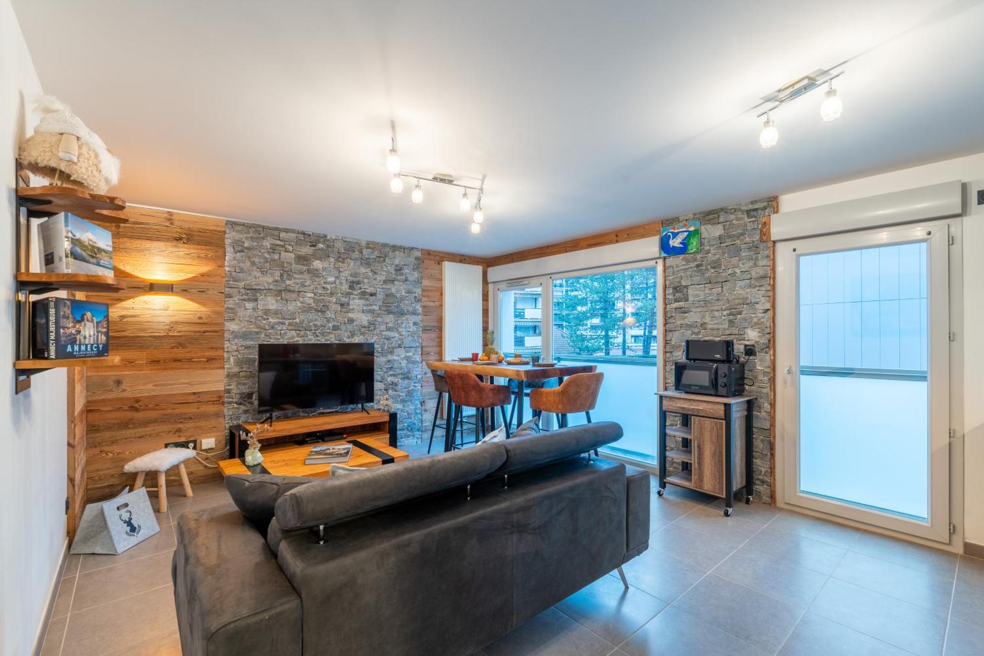 Charmant Appartement A 5 Minutes A Pied De La Vielle Ville Annecy Avec Parking Prive Exteriör bild